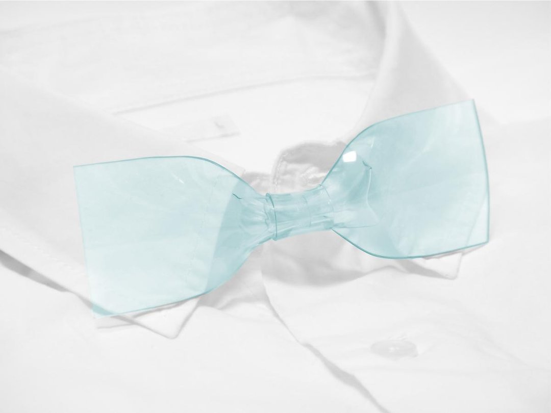 Transparent Bowtie (Heavenly Blue ) - 领带/领带夹 - 其他材质 蓝色
