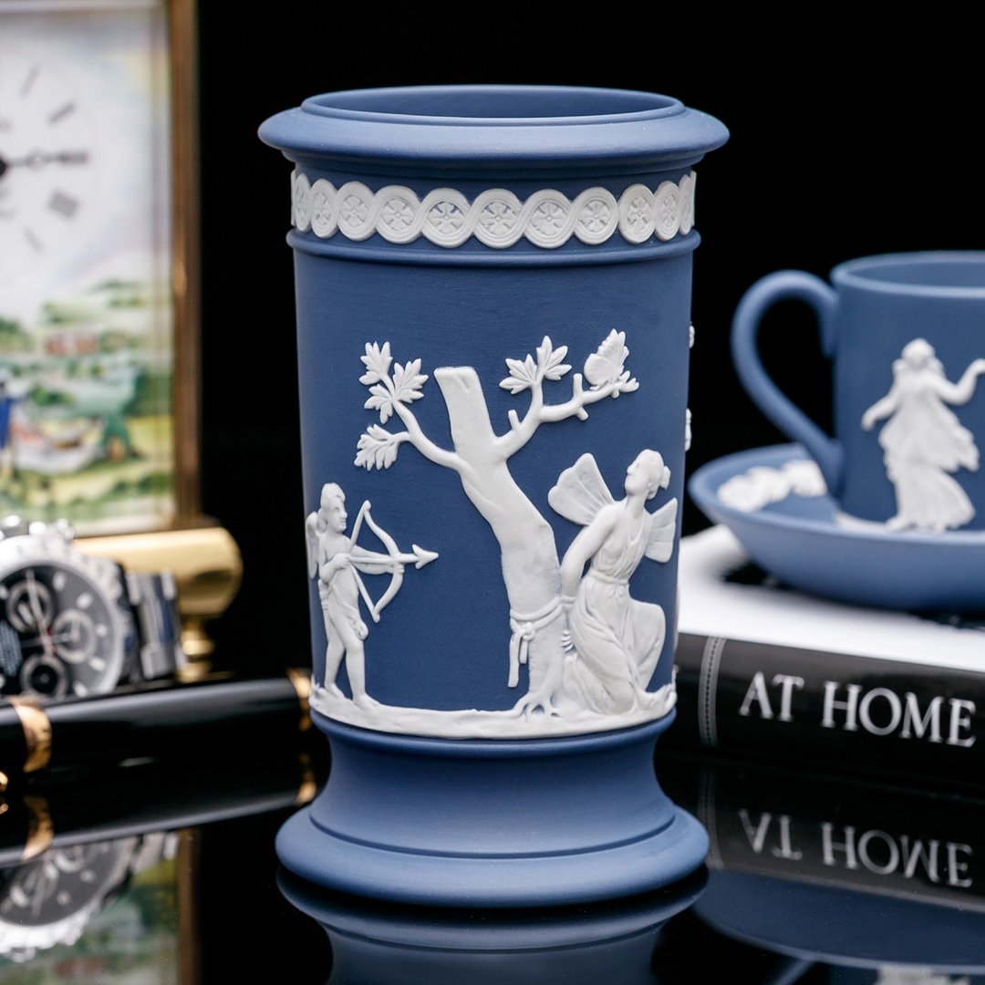 英国制 Wedgwood 1993年 赛姬之恋 波特兰碧玉浮雕陶瓷花瓶 笔筒 - 花瓶/陶器 - 瓷 