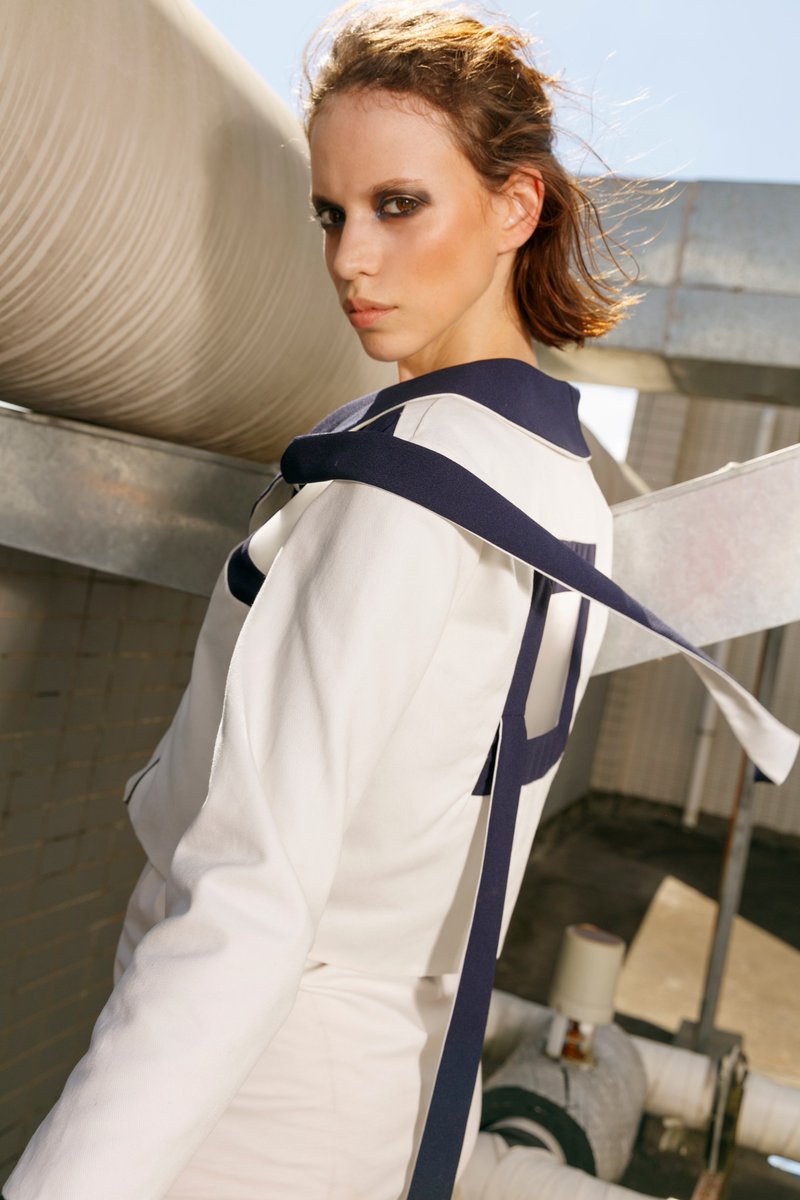 透明拼接飘带夹克撞色两面穿双面短外套 - 女装休闲/机能外套 - 其他材质 白色