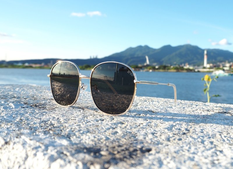 【限量 福利品】2is RonD 太阳眼镜 圣诞礼物 - 墨镜 - 其他金属 金色
