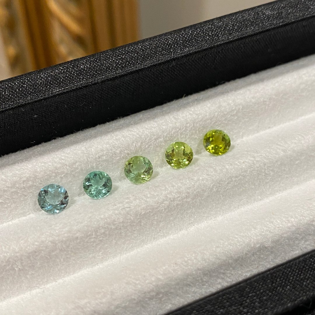 【裸石】碧玺 Tourmaline 配组宝石 5mm 圆形宝石 - 项链 - 宝石 绿色