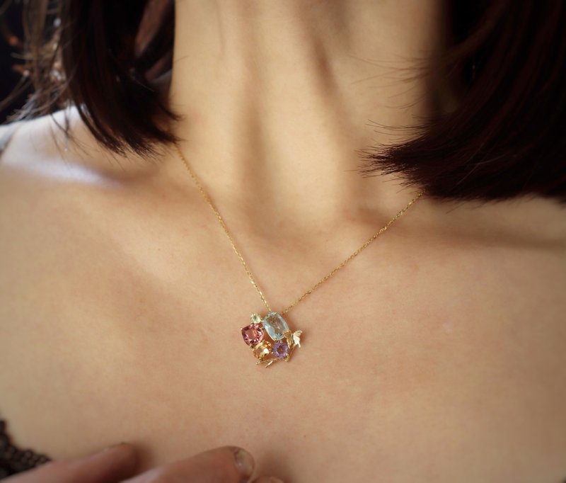 【花坛 a kadan】k18小蝴蝶彩宝组合/现货 - 项链 - 半宝石 金色