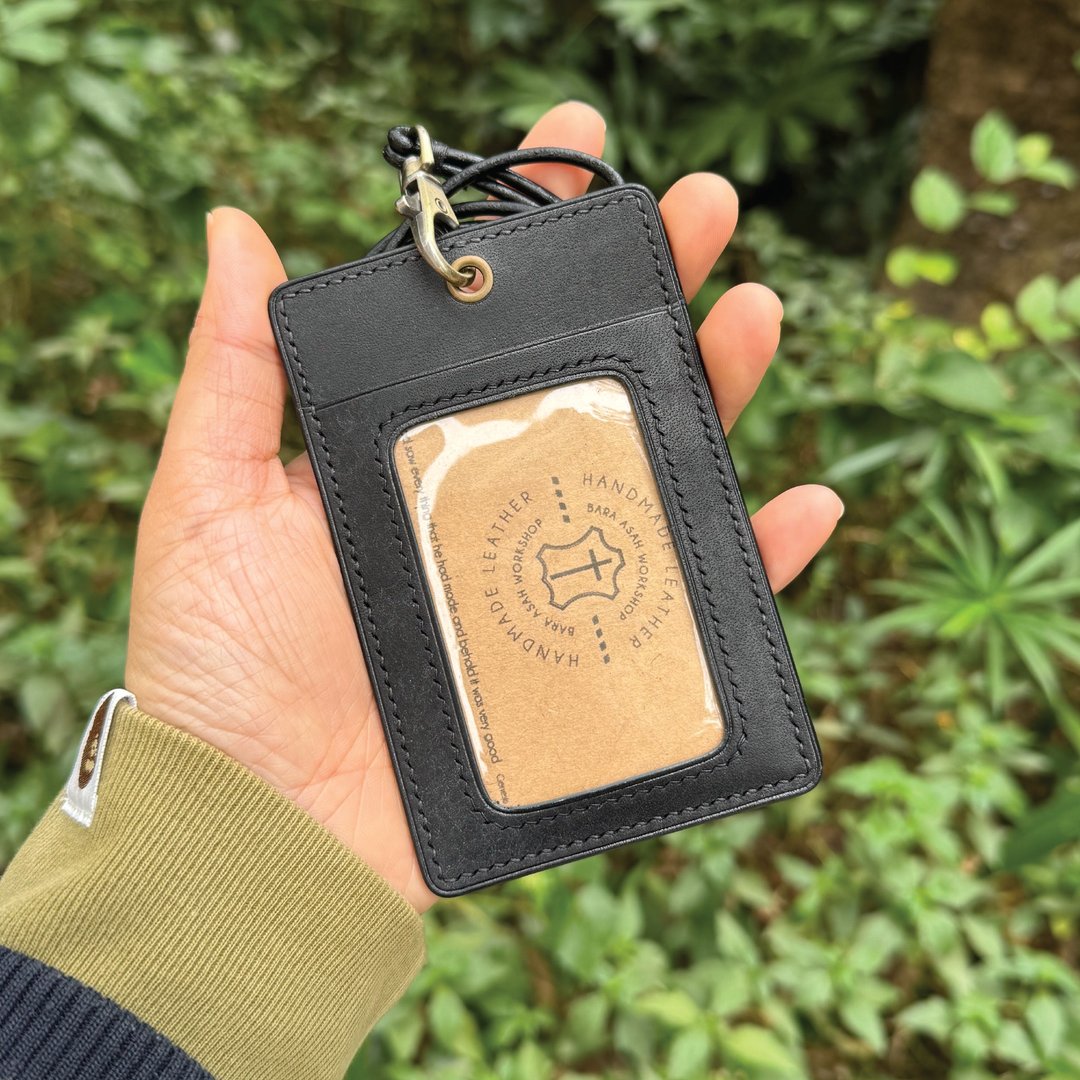 【职员证件套】黑色磨砂牛皮/附真皮挂绳/手缝直式横式识别证 - 证件套/卡套 - 真皮 黑色