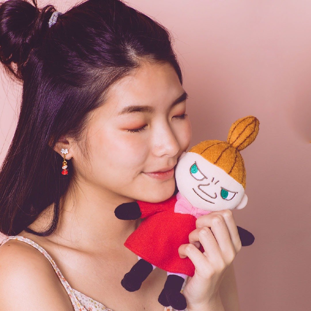 Hanging Earring - Little My Characters - 耳环/耳夹 - 其他金属 红色