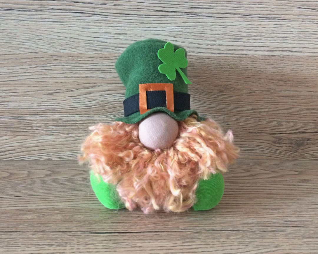 Green Leprechaun St. Patrick's day elf Swedish gnome with shamrock - 玩偶/公仔 - 棉 绿色