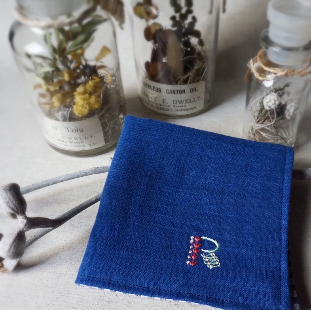 Hand embroidered quadruple gauze handkerchief  initial/R,W,Z (order-receiving) - 手帕/方巾 - 棉 蓝色