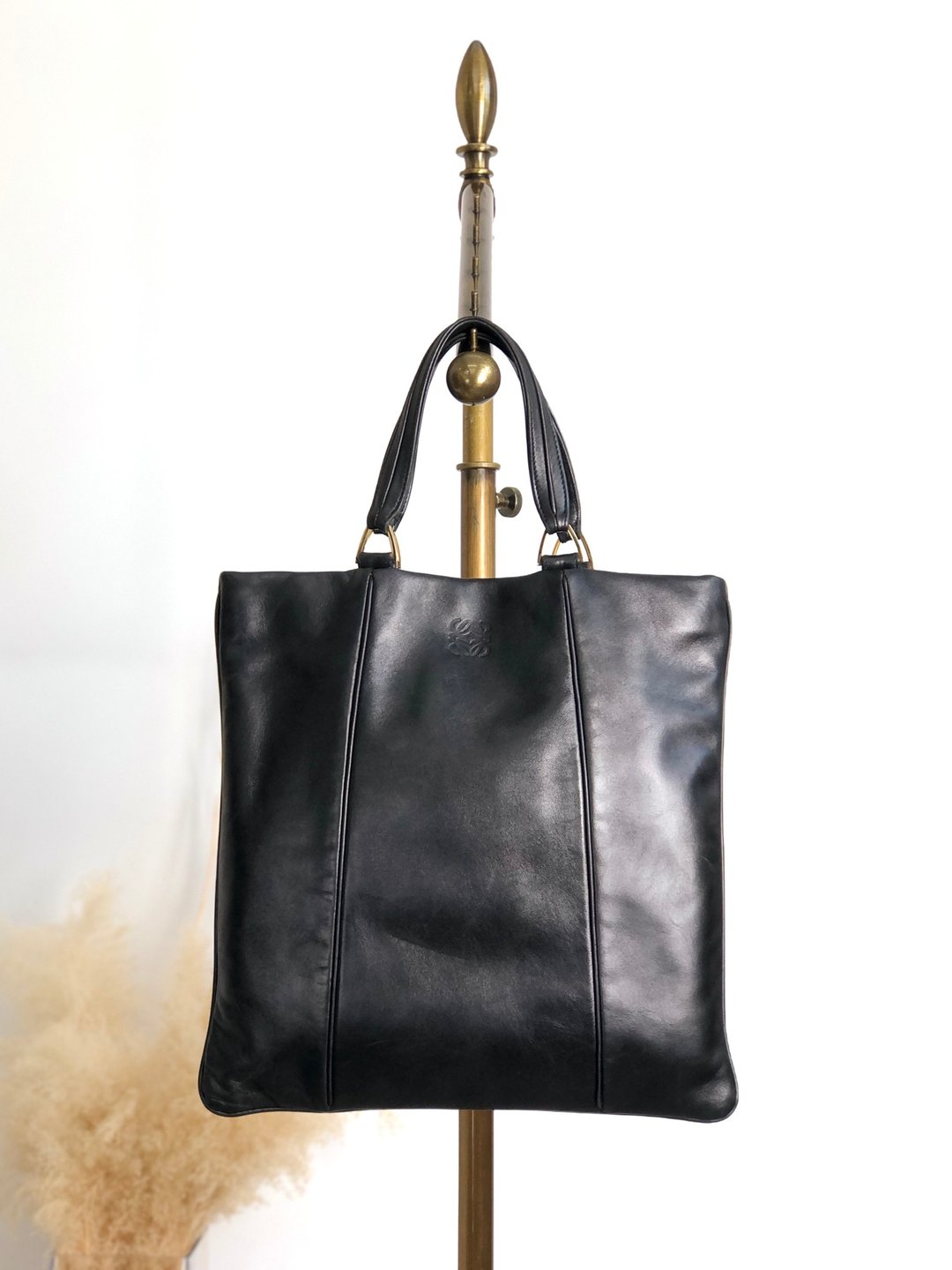【日本直送 名牌中古包】LOEWE 罗威 手提包 黑色 Anagram 纳帕皮革 托特包 vintage 古董 wh5jjz - 手提包/手提袋 - 真皮 黑色