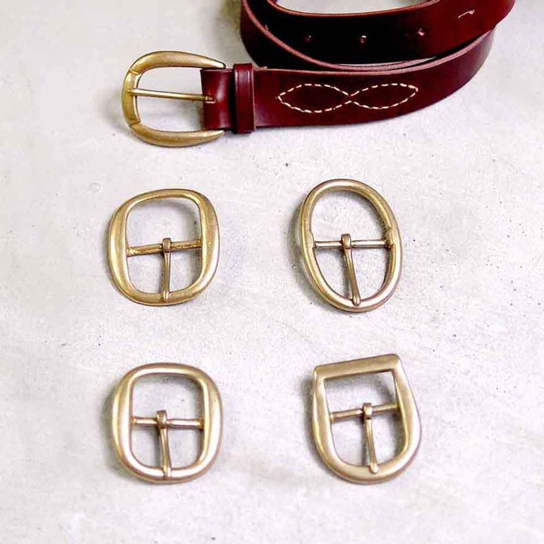 日本制职人手工厚口黄铜日字/马蹄皮带头 (直径4~3.5cm 宽) 1个 - 皮件 - 其他金属 