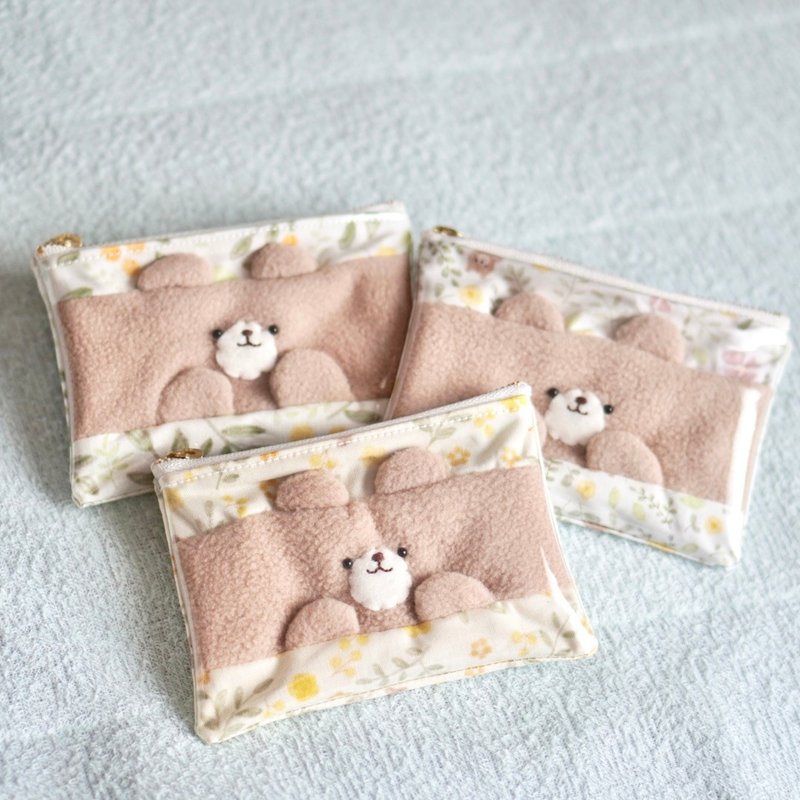 小熊迷你がま口小钱包 原创布料设计 - 化妆包/杂物包 - 棉．麻 多色