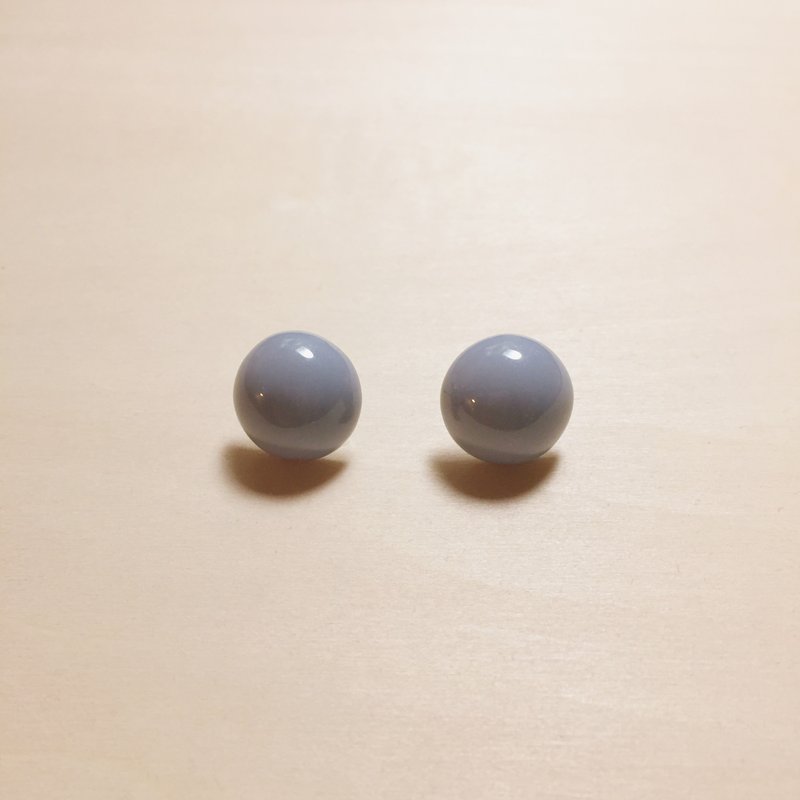 复古灰蓝16mm丸子耳环 - 耳环/耳夹 - 树脂 蓝色