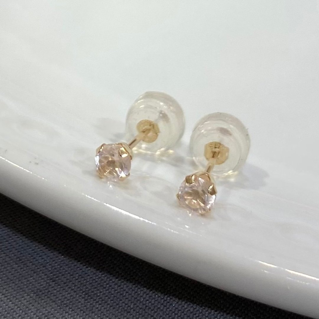 【K14 GOLD ROSE QUARTS】14K 3mm 爪镶式玫瑰石英耳环 14KP6 十月诞生石 【SOLID GOLD】 - 耳环/耳夹 - 其他金属 粉红色