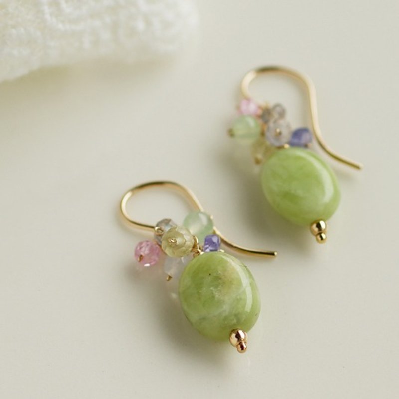 14kgf-fukinotou Pierce - 耳环/耳夹 - 宝石 绿色