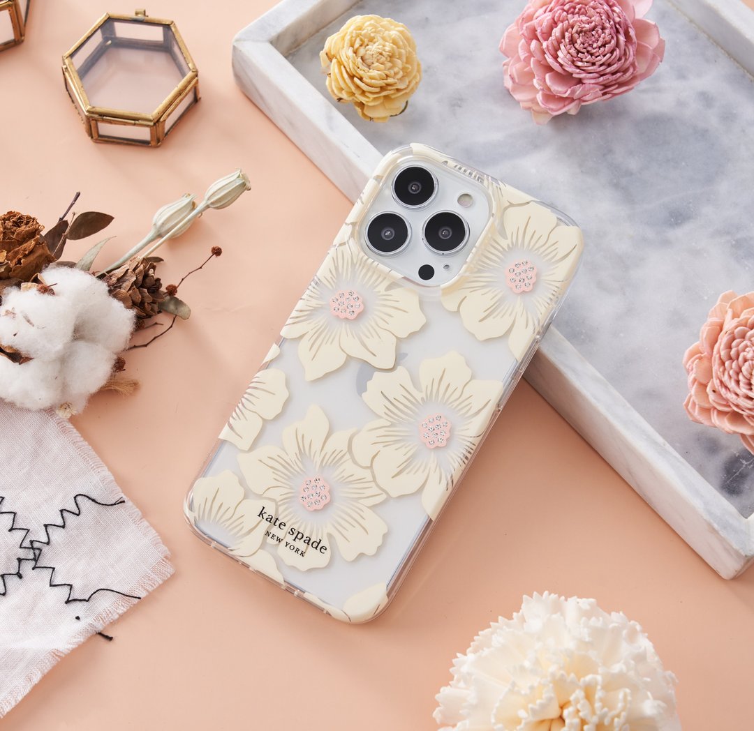 送赠品【kate spade】iPhone 13/16e 精品手机保护壳- 经典蜀葵 - 手机壳/手机套 - 塑料 