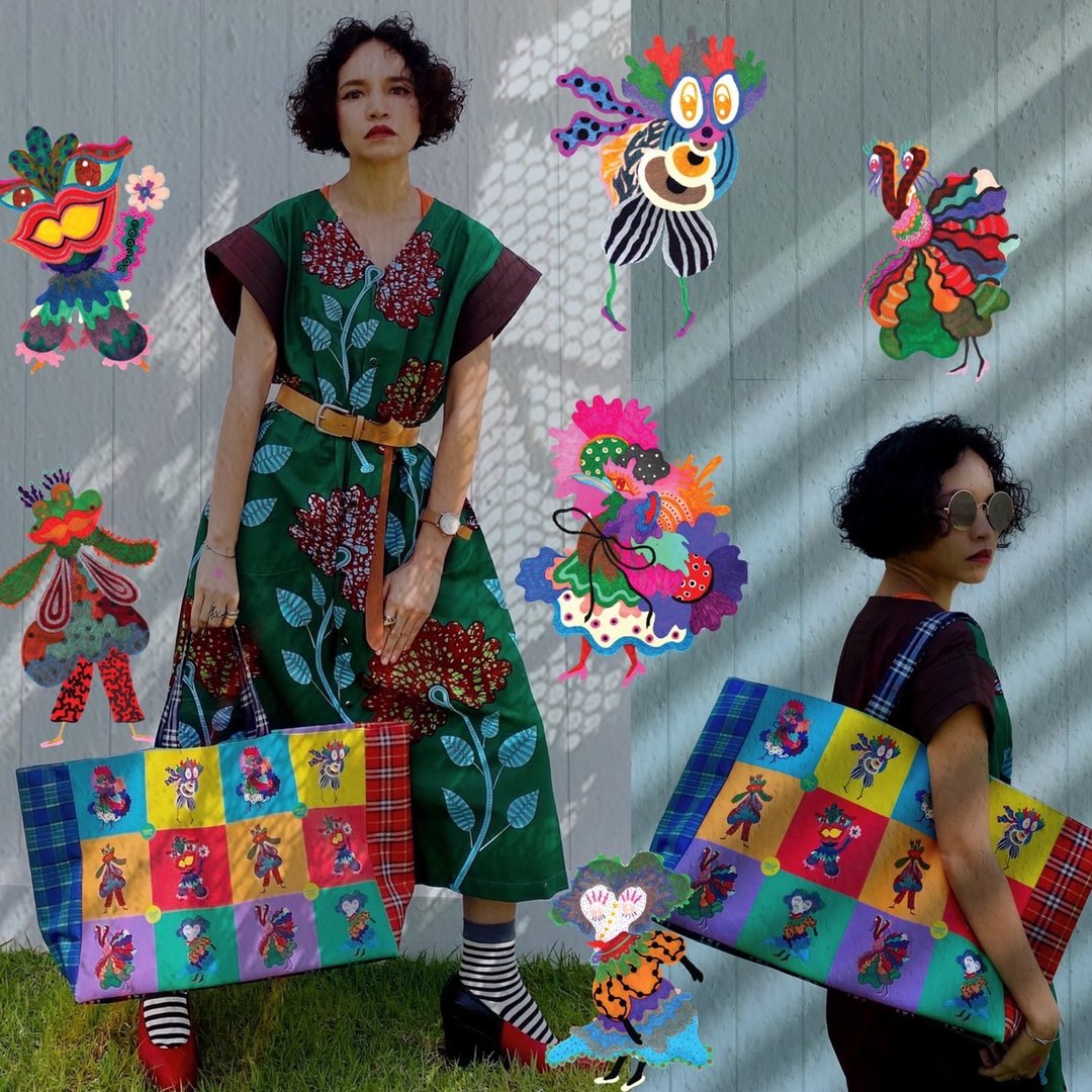 The confident lady and friends Tote Bag (กระเป๋า Tote ทรามวัยใจมั่นและผองเพื่อน) - 手提包/手提袋 - 人造皮革 多色