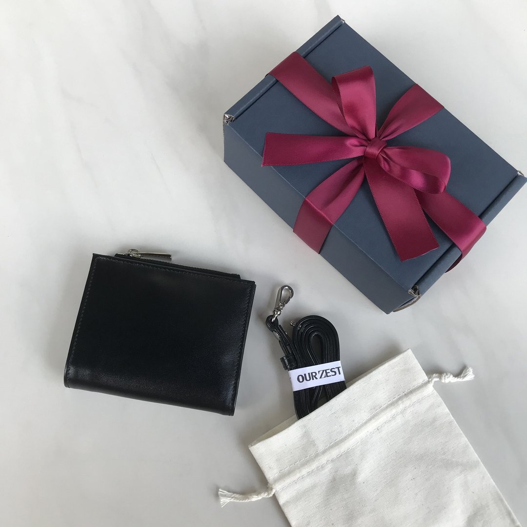 短夾包 真皮皮夾 wallet with strap Black&Silver - 皮夹/钱包 - 真皮 黑色