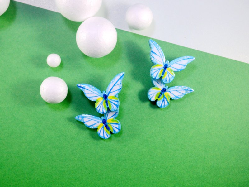 蓝色光明女神蝶 繁复立体蝴蝶耳钉 手绘木制 - 耳环/耳夹 - 木头 蓝色