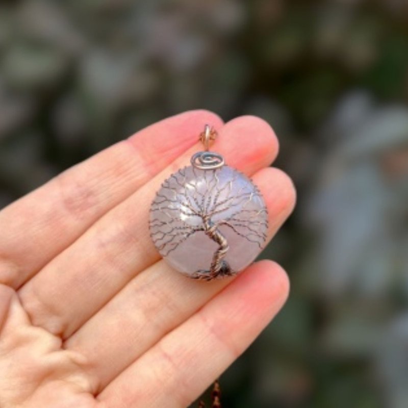 玫瑰石英生命之树瑜珈疗愈项链，心轮坠饰，护身符 - 项链 - 其他金属 粉红色