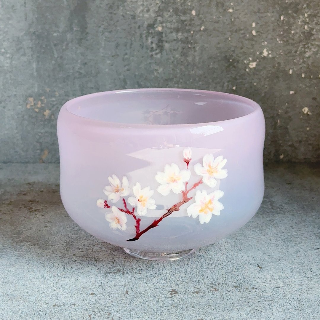 玻璃抹茶碗、樱花渐层抹茶碗／可使用热水 附礼盒 - 碗 - 玻璃 粉红色