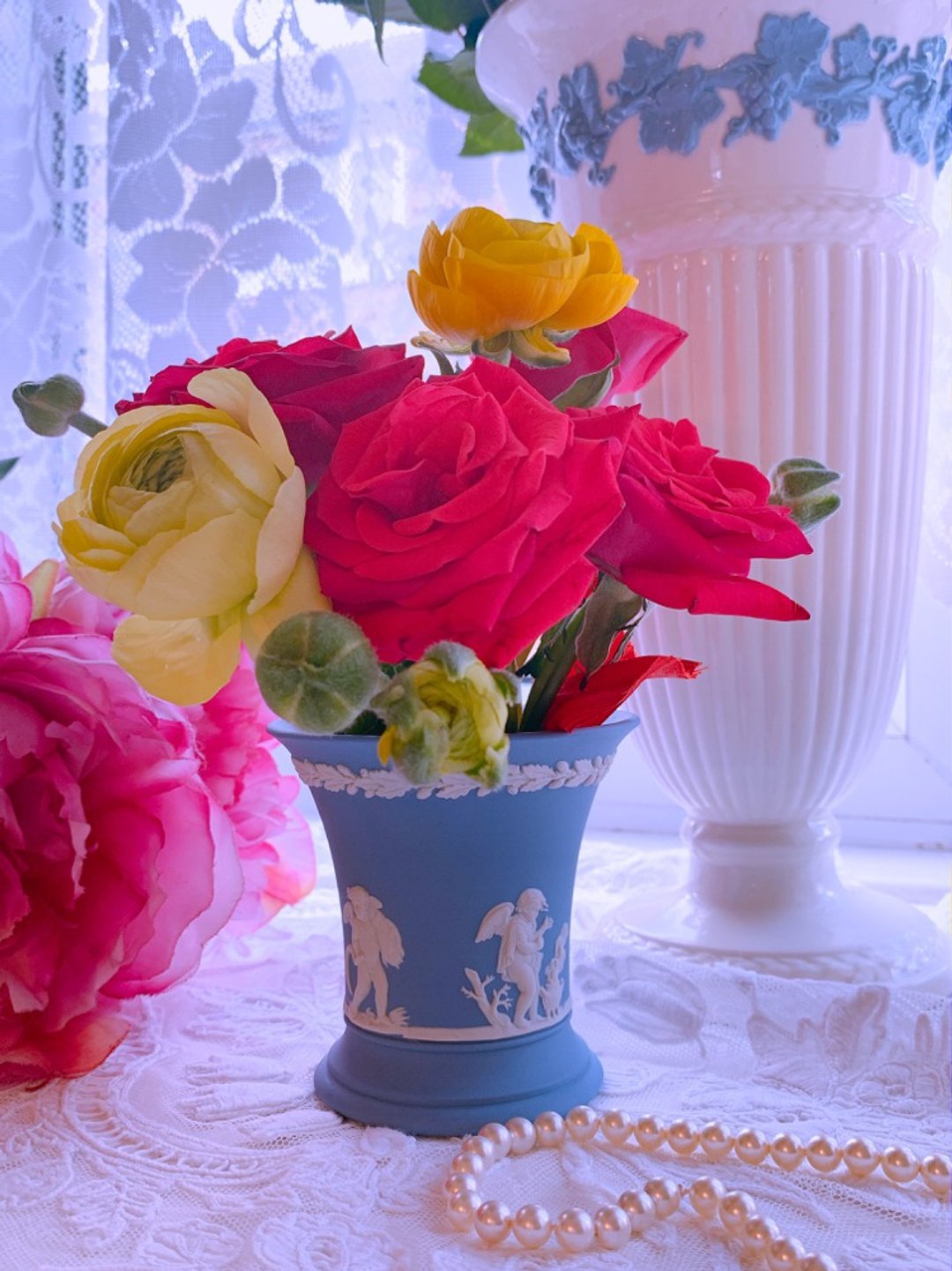 英国制Wedgwood jasper蓝色碧玉浮雕小天使花瓶笔筒化妆工具桶 - 植栽/盆栽 - 陶 蓝色