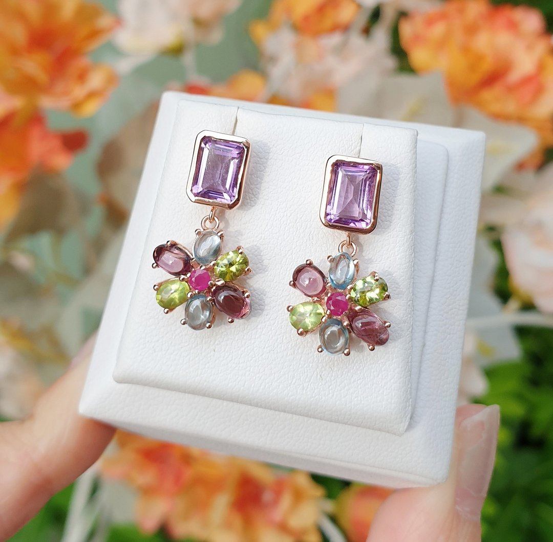 Dangle earrings amethyst decorated multi-color gemstone flower shape Rainbow color - 耳环/耳夹 - 宝石 多色