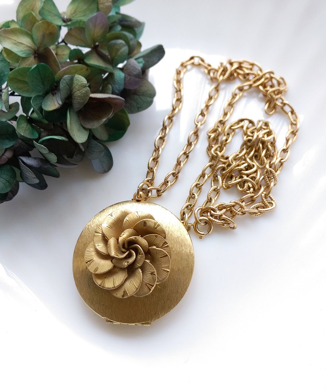 西洋古董饰品。Locket   立体旋转花 相片坠 项链 - 项链 - 其他金属 金色