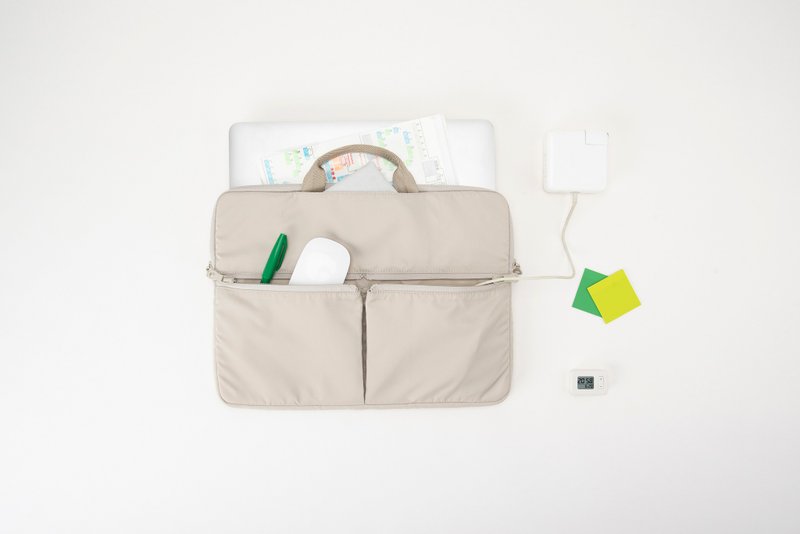 Pouch+ 復古純色防水筆電包 便攜式公事包 iPad收納 小号 - 电脑包 - 尼龙 