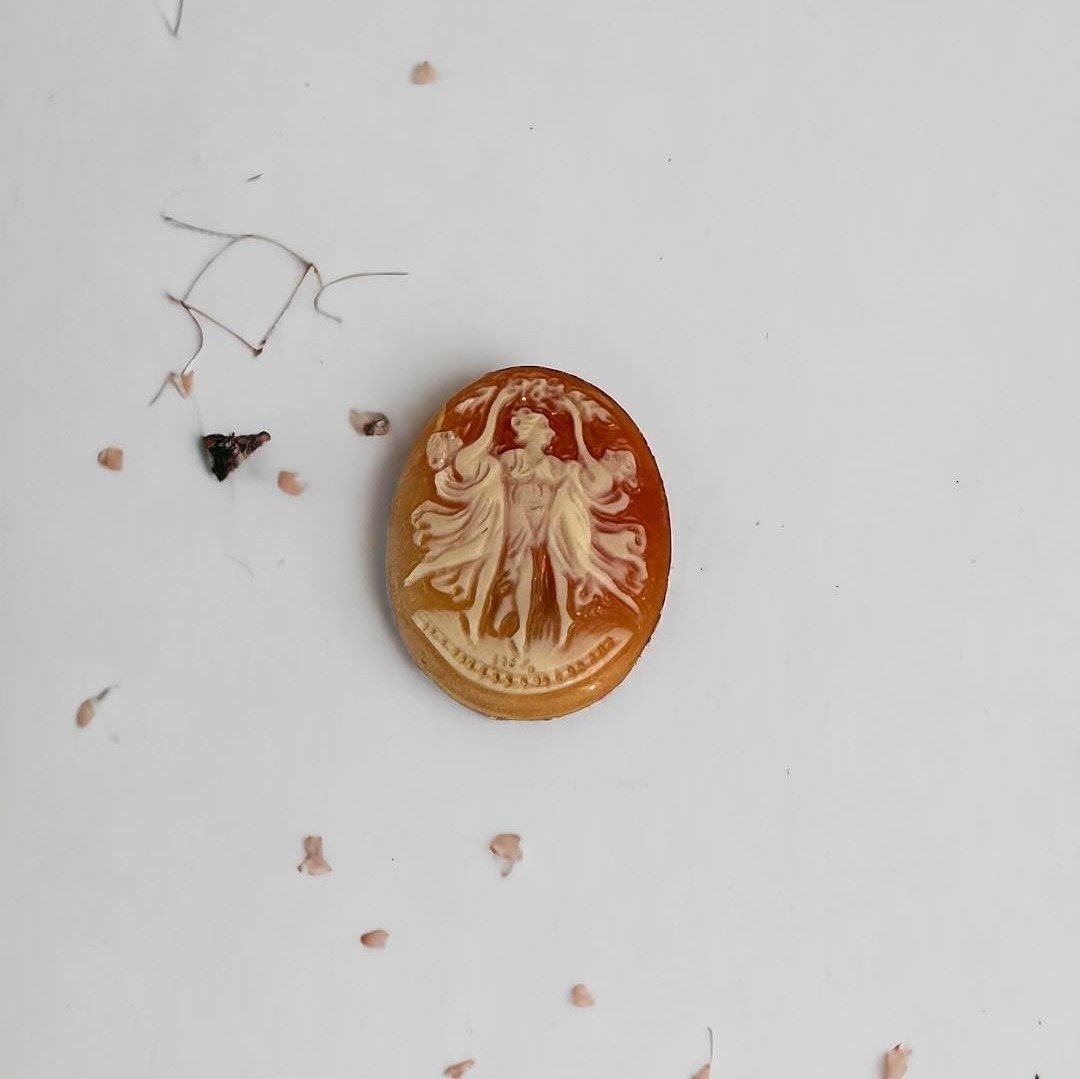 真贝纯手工贝雕希腊女神卡梅奥Cameo 未镶嵌 手作珠宝素材 - 金工/饰品 - 贝壳 橘色