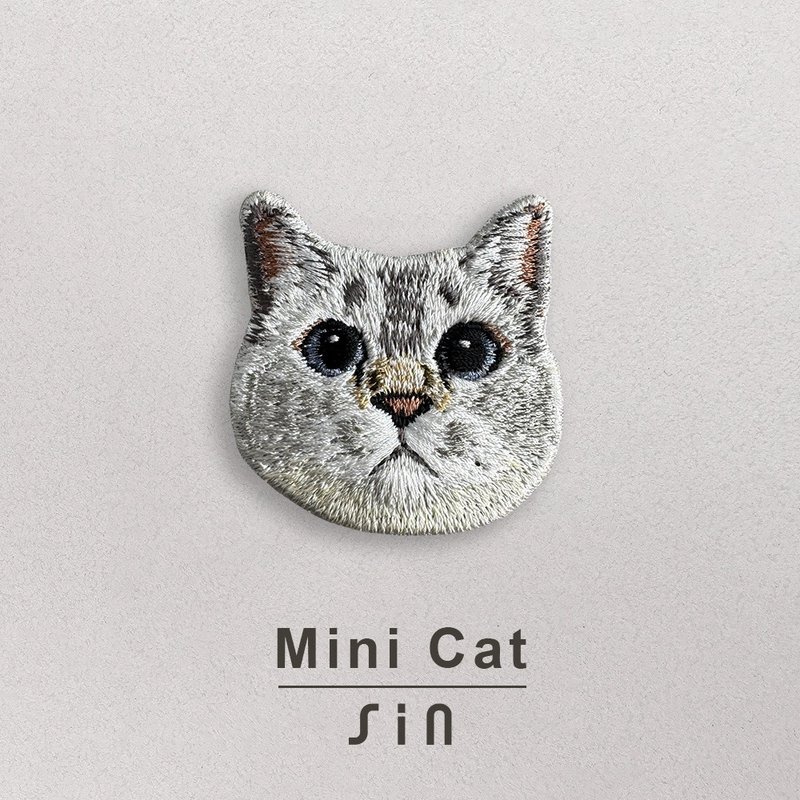 单卡小猫-刺绣贴纸-蓝眼英短猫(S0012) - 贴纸 - 绣线 银色