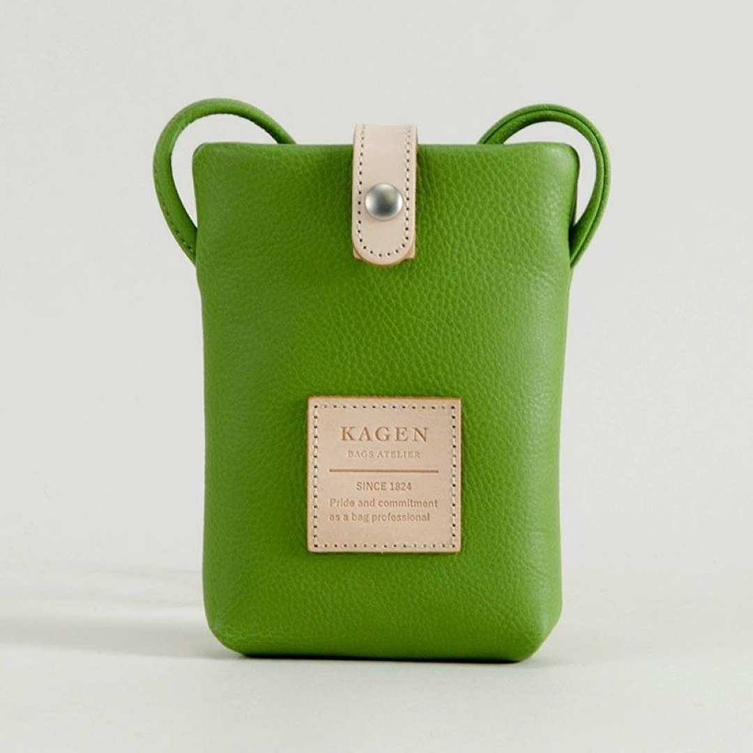 嘉玄 阳 - HINATA 直立侧肩斜背包 绿色 - 侧背包/斜挎包 - 其他材质 