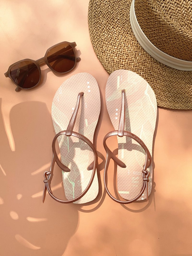 绑带T字凉鞋 LE设计 缤纷绘图 脚型修长 -Leaf金叶粉款-粉金- - 男女凉鞋 - 橡胶 多色
