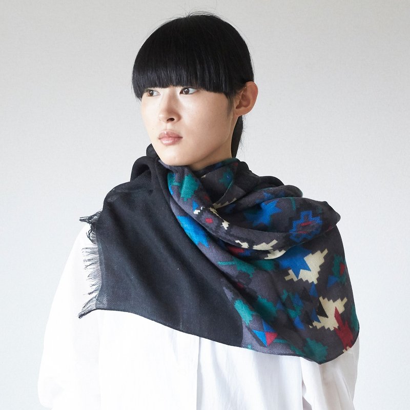 羊毛围巾100%羊毛的柔软触感 色彩丰富的手染围巾PrismNV - 围巾/披肩 - 羊毛 蓝色