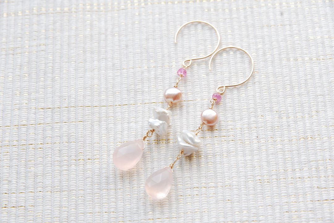 Pink chalcedony earrings Pearl and tourmaline 14kgf - 耳环/耳夹 - 半宝石 粉红色