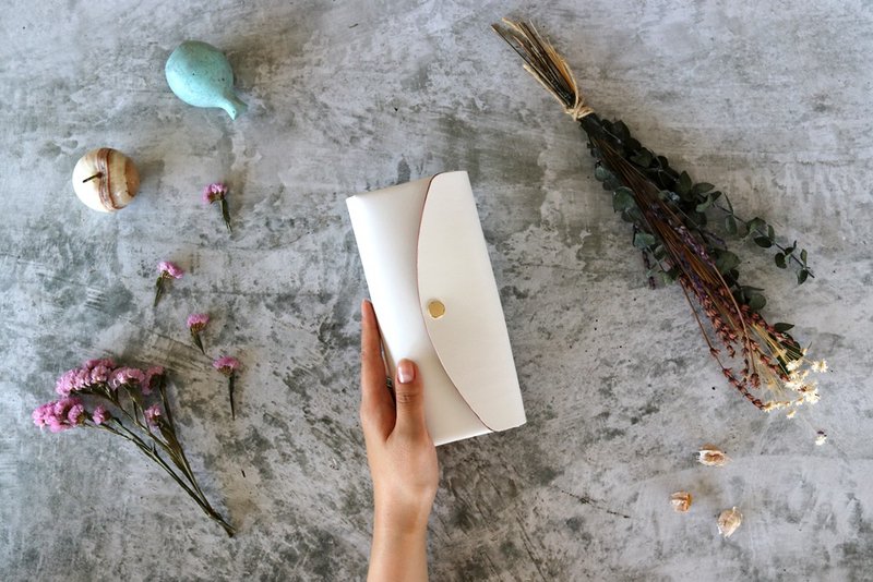 White Leather (Tochigi Leather) _ White Adult Purse Tri-fold - 皮夹/钱包 - 真皮 白色