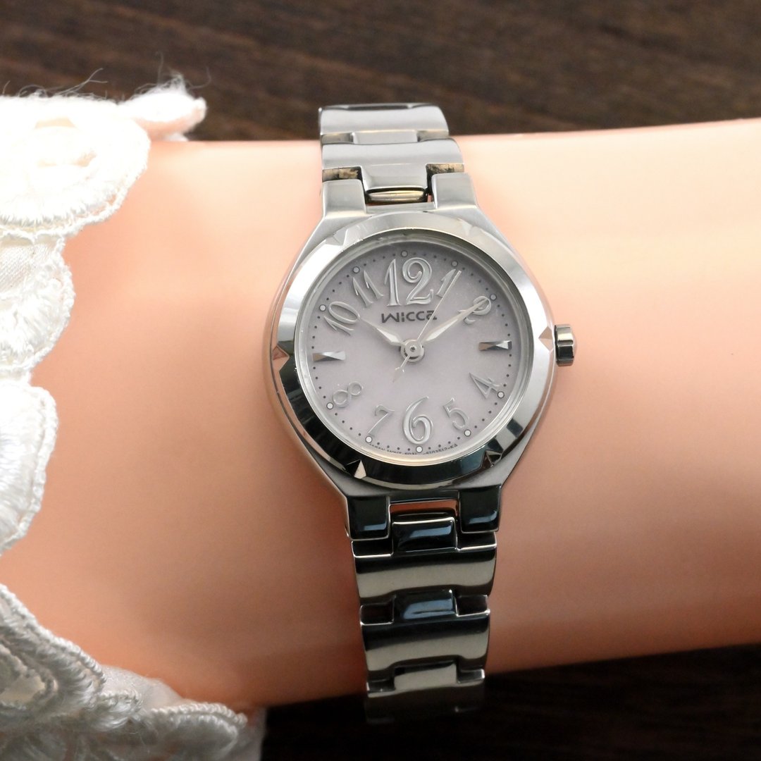 包邮 CITIZEN Wicca 女款 太阳能手表 浅粉红色表盘 Ref.E031-S069530 手表 古董表 复古手表 日本直送 - 女表 - 不锈钢 粉红色