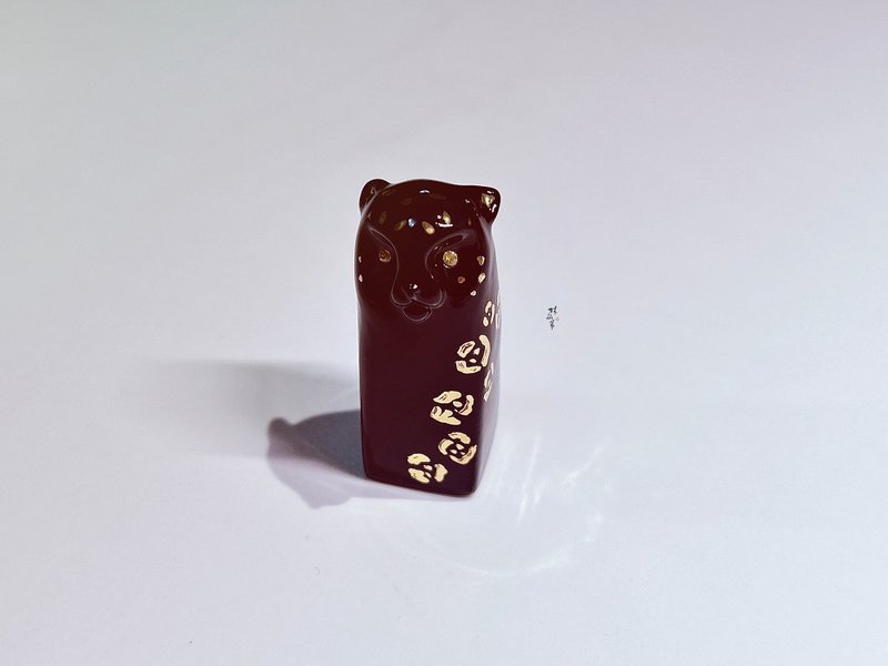 林函苇艺术白瓷印章-钻豹 镶嵌彩色宝石.描金 陶瓷 - 印章/印台 - 瓷 黑色