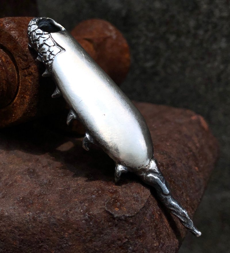 八荒坠 Agave macroacantha pendant 八荒坠 - 吊饰 - 银 银色