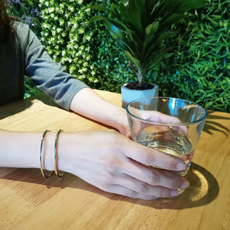 pure bangle_纯粹手环 | 925纯银 限量 简洁风 设计师手作 - 手链/手环 - 银 银色