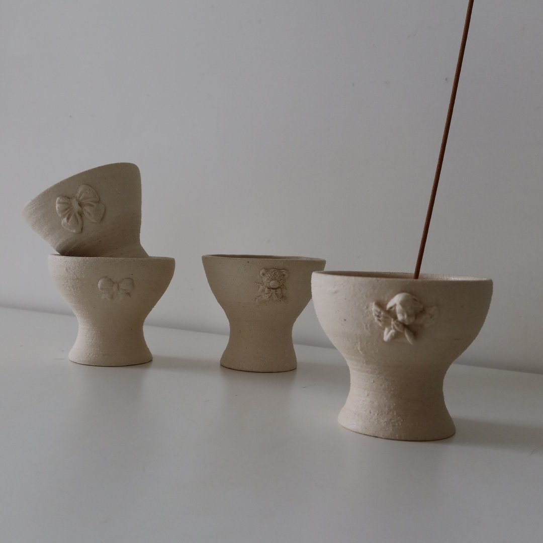 纯手工陶瓷 沙漏线香座 香插 烛台 Incense Holder Candel Holder - 蜡烛/烛台 - 陶 