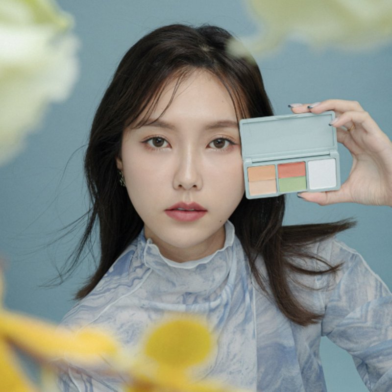 FreshO2 云朵系列 云朵遮瑕蜜粉盘 四色遮瑕 定妆 唯一 控油 滑顺 - 粉饼/散粉 - 塑料 蓝色