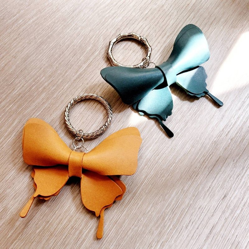 皮革吊饰钥匙圈 - 舞蝶 - 吊饰 - 真皮 多色