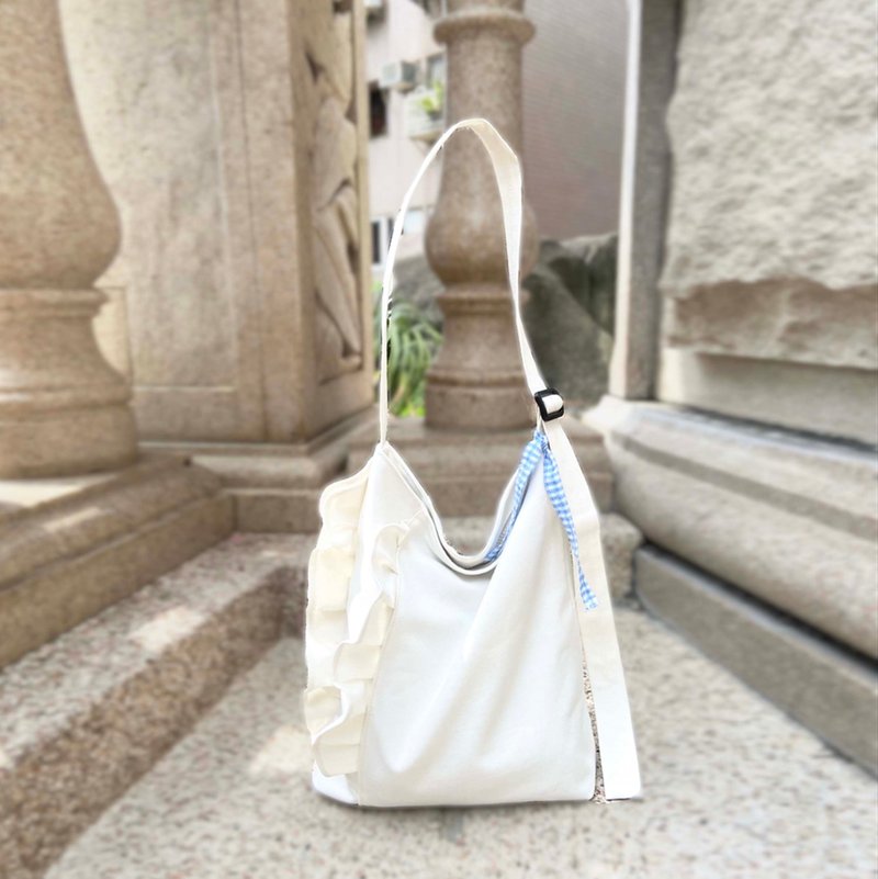 甜美俏皮千禧风Y2K 荷叶波浪设计感帆布包 #米白 - 侧背包/斜挎包 - 棉．麻 白色