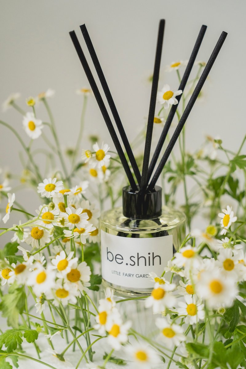 LITTLE FAIRY GARDEN / 花香调空间精油扩香瓶 100ml - 香薰/精油/线香 - 精油 