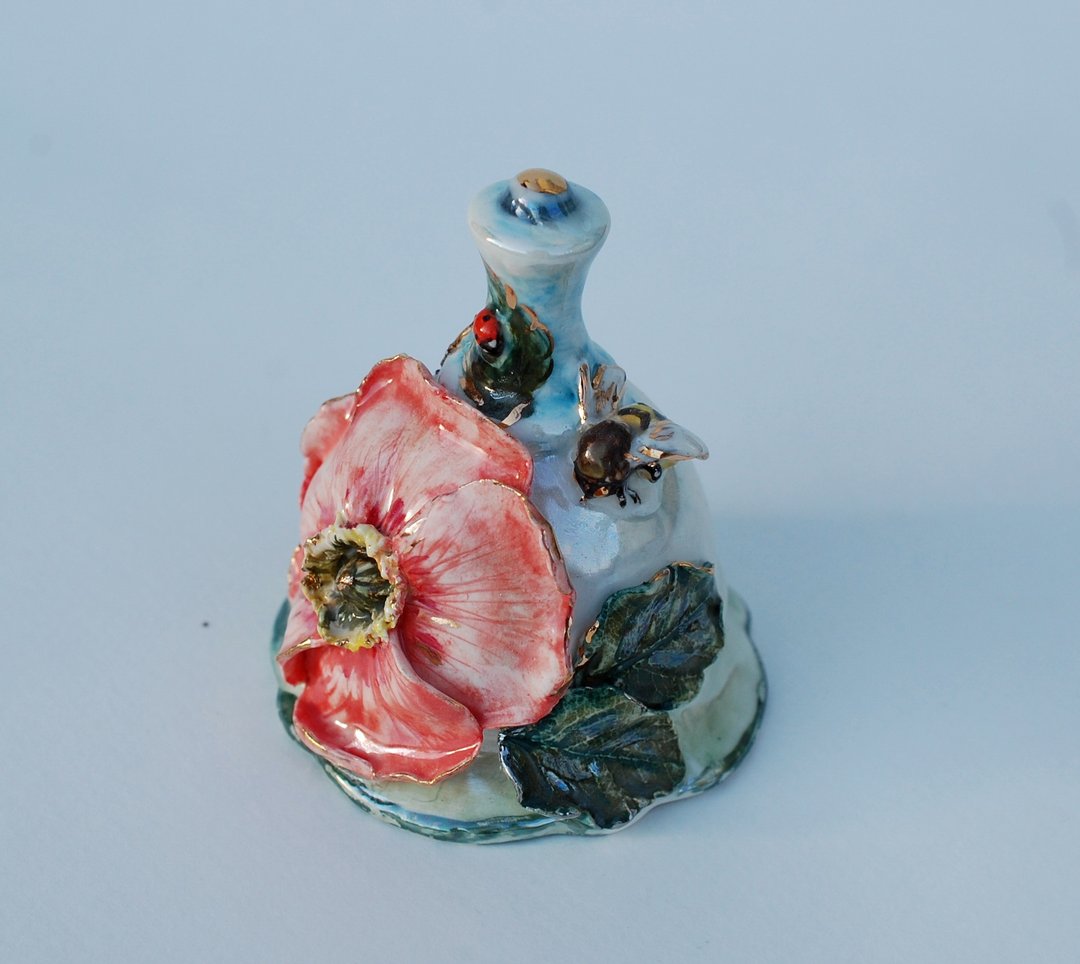 野蔷薇蔷薇花瓷铃瓢虫蜜蜂蝴蝶粉红花植物塑像 - 摆饰 - 瓷 多色