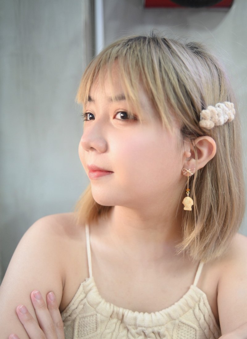 手作树脂粘土鲷鱼烧水晶耳环 - 耳环/耳夹 - 其他金属 咖啡色