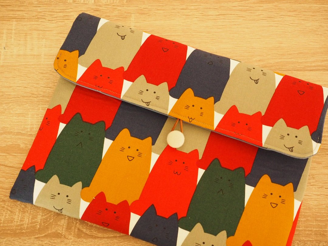 英国制作 棉麻彩色猫咪 switch iPad 电脑保护套电脑包收纳袋 - 电脑包 - 棉 多色