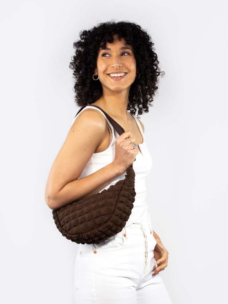 英国Kind Bag-松饼斜背包-摩卡棕 - 侧背包/斜挎包 - 其他材质 咖啡色