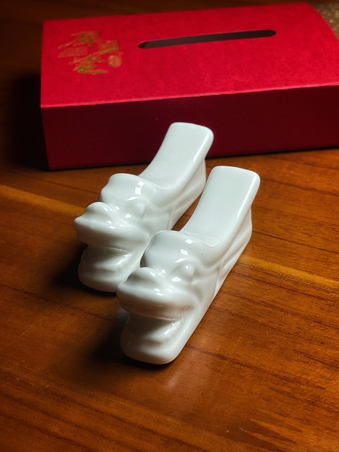 犀贝瓷 龙飞风起 筷架 - 筷子/筷架 - 瓷 
