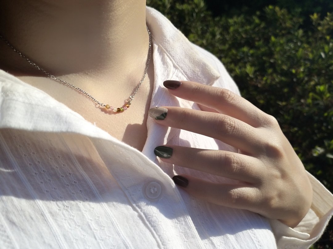 -微笑曲线-小碧玺锁骨链 - 项链 - 铜/黄铜 多色
