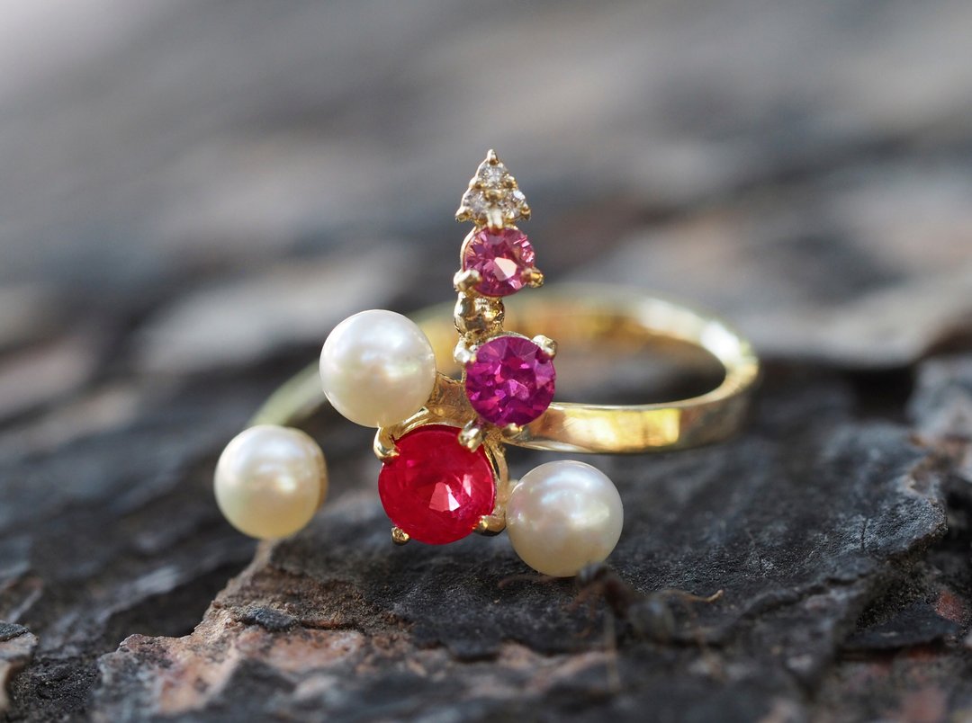 14k  gold ring with ruby, garnet, amethyst, pearls and diamonds. - 戒指 - 贵金属 金色