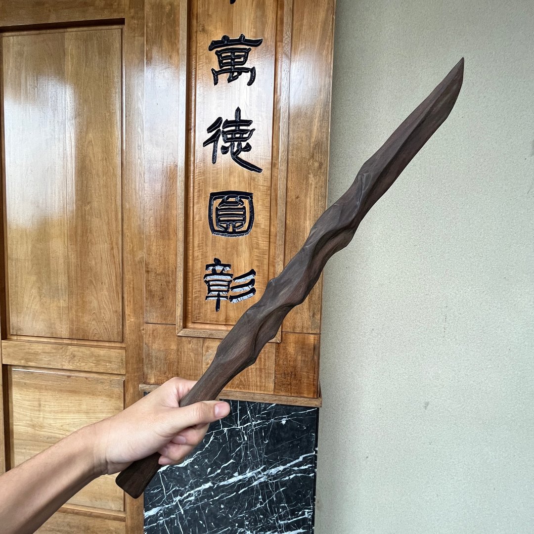 我贩剑　妖刀　青傩　绿檀短刀　手工木剑　艺术木刀 　魔剑 - 摆饰 - 木头 绿色